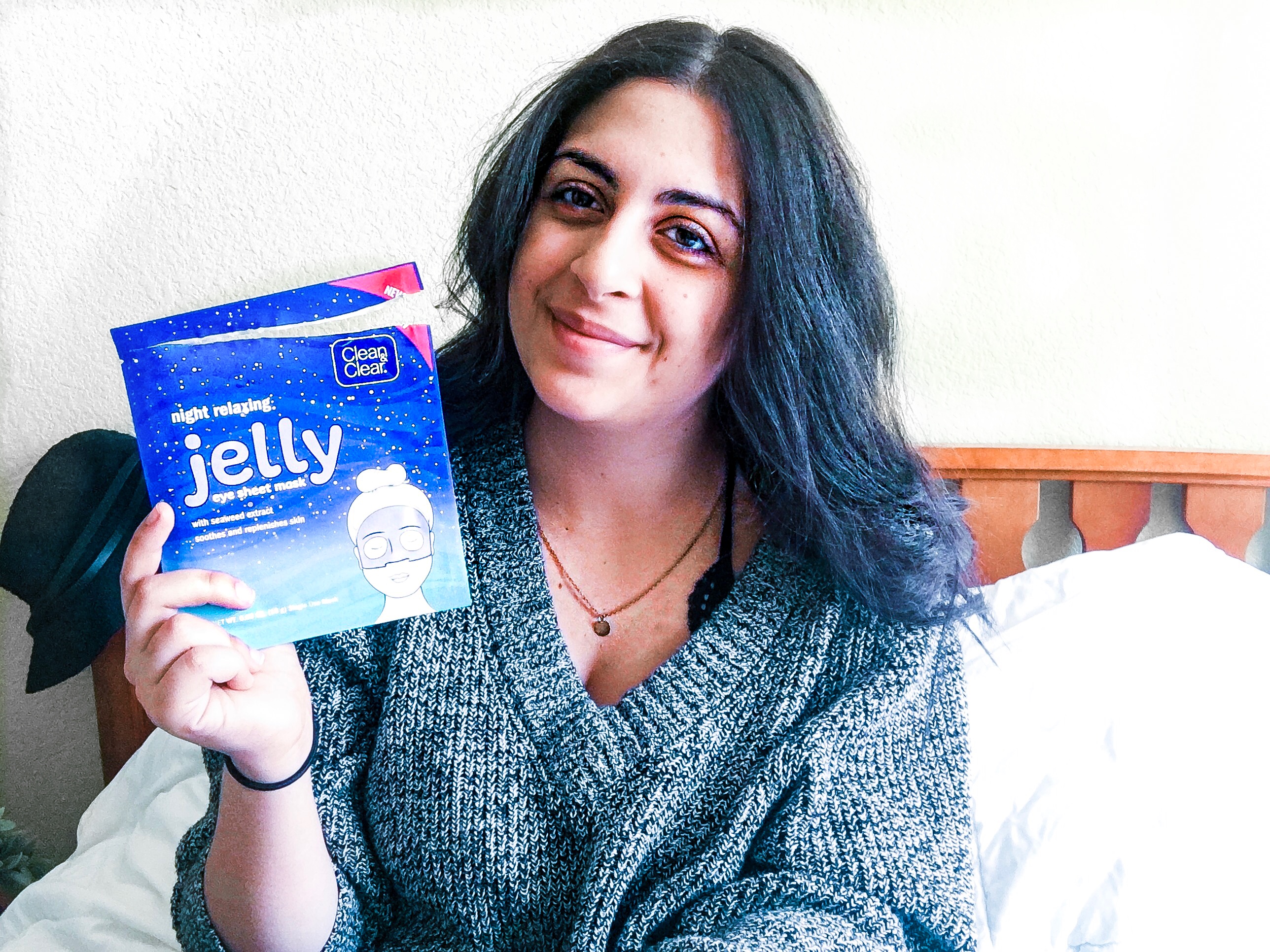 Product Review | Clean & Clear® Night Relaxing® Jelly Eye Mask Sheets - The Golden Lining